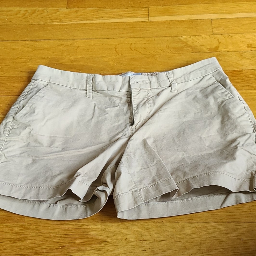 Old Navy khaki shorts